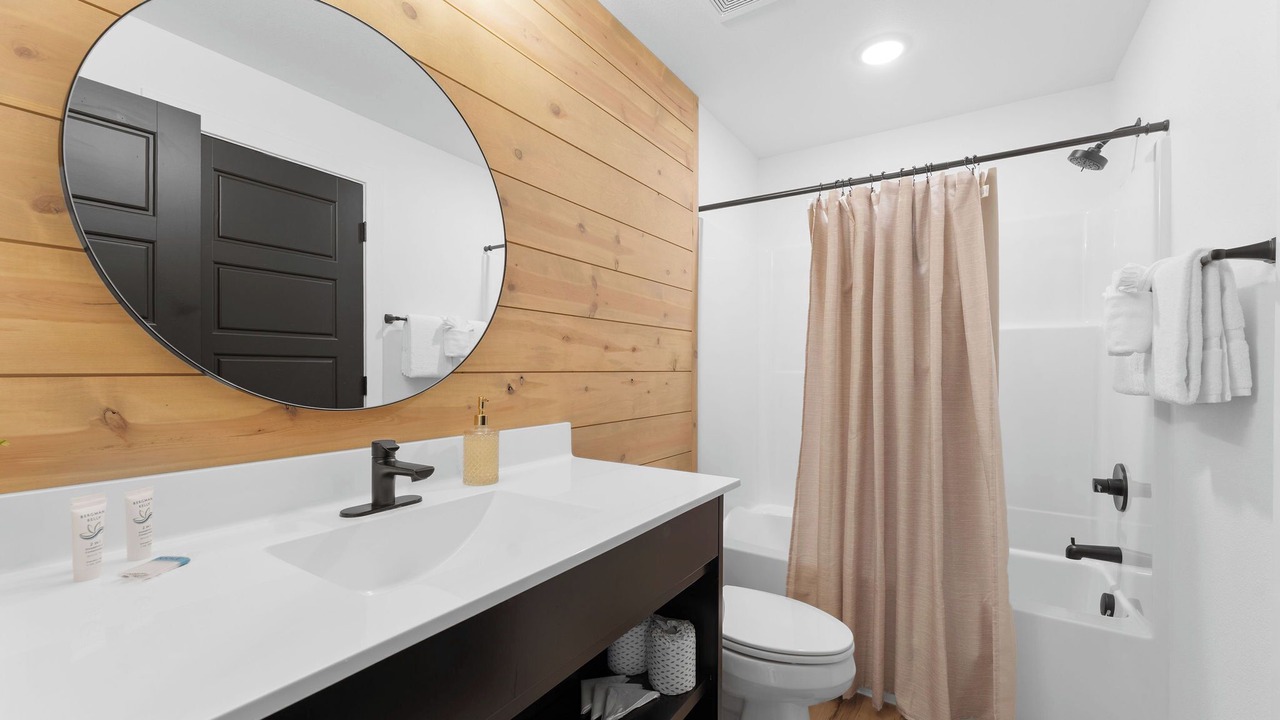 Photo of Bathroom in Hollister