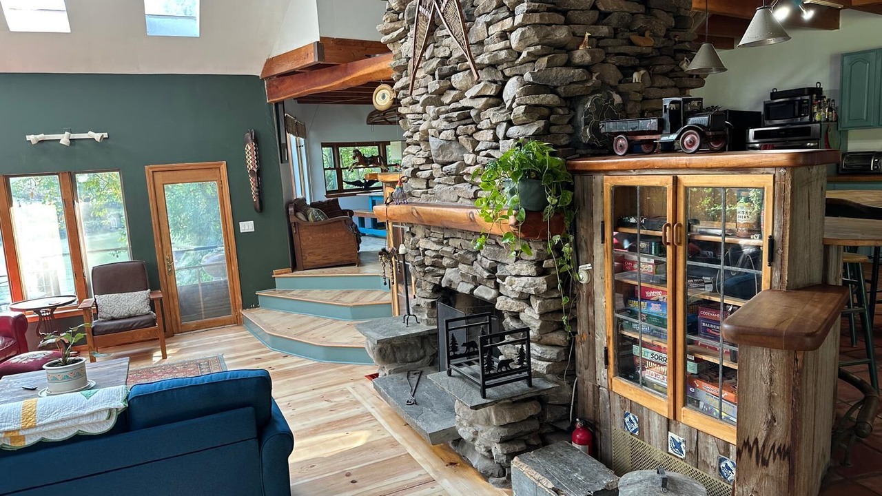 Photo of Others in East Branch