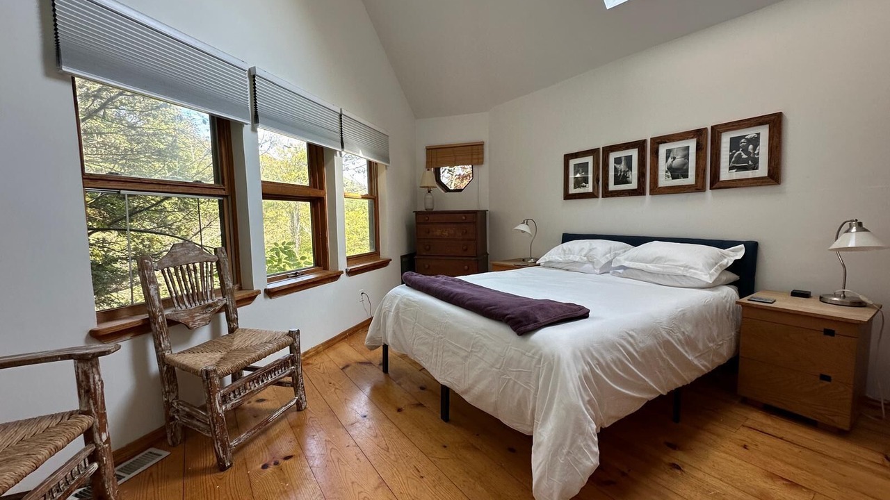 Photo of Bedroom in East Branch