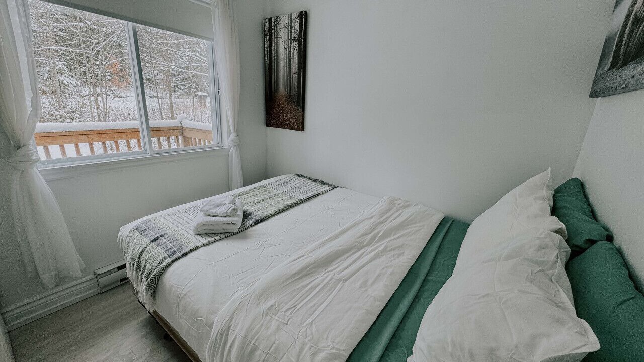 Photo of Bedroom in St-Adolphe-d'Howard