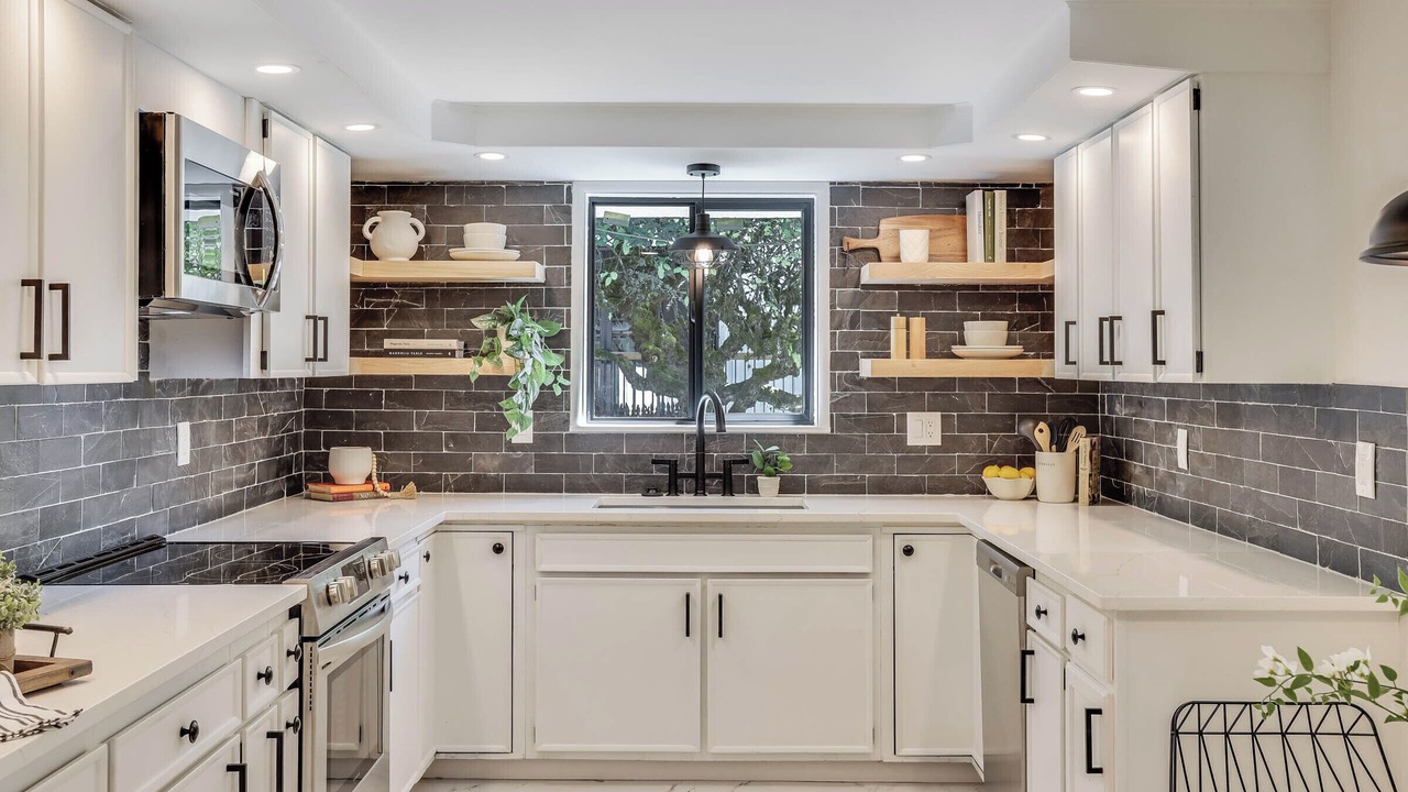 Photo of Kitchen in Inglewood-Finn Hill