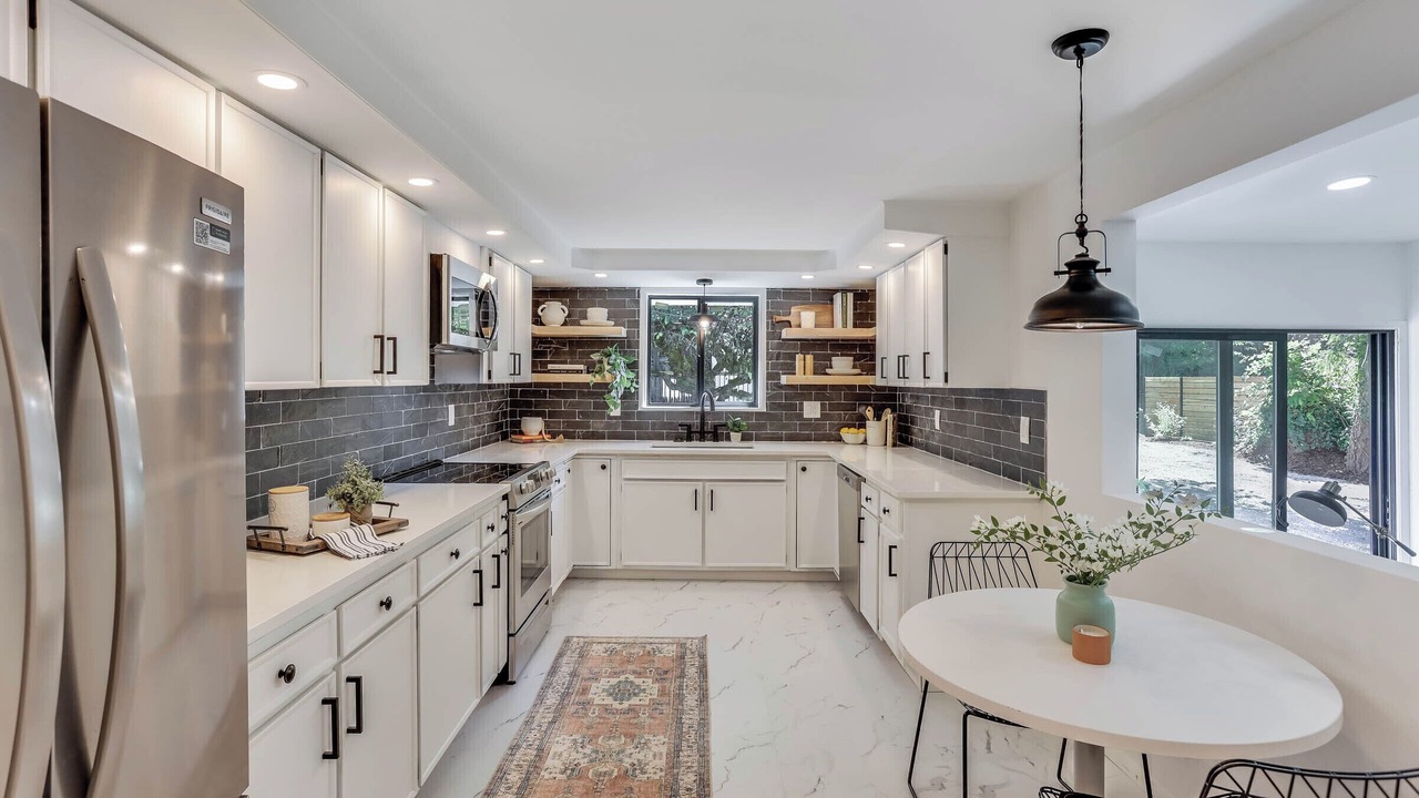 Photo of Kitchen in Inglewood-Finn Hill