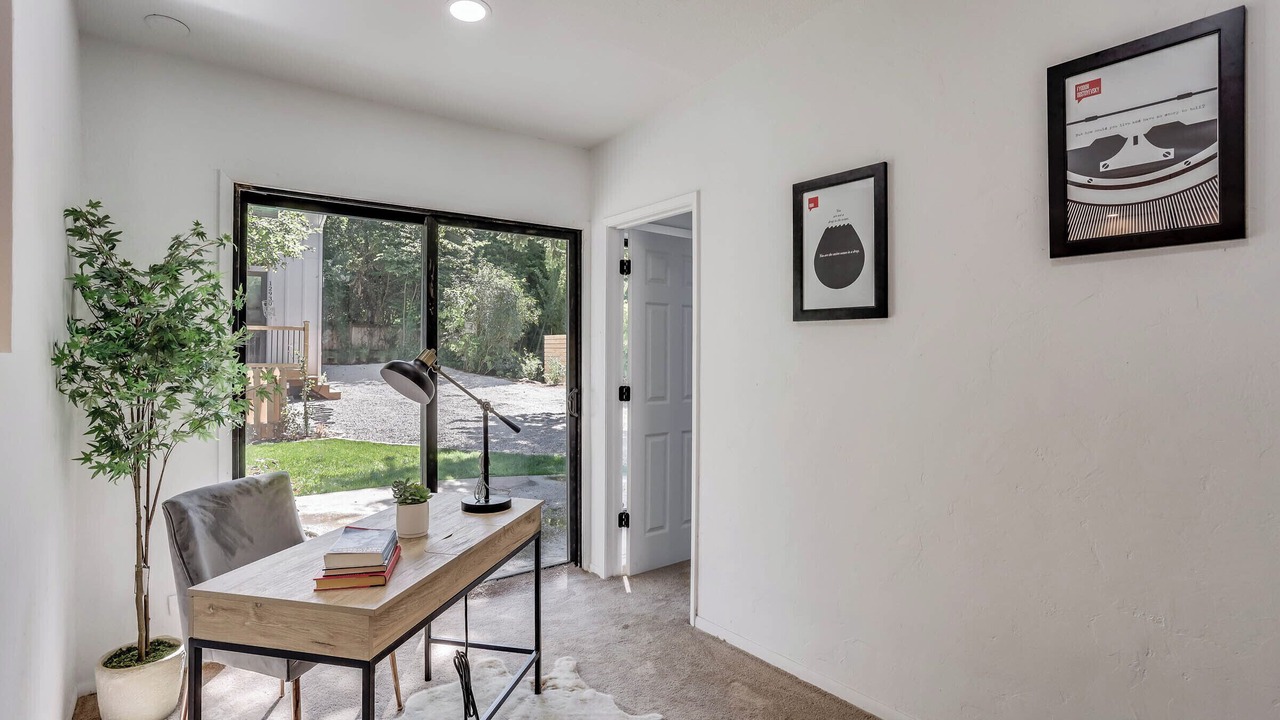 Photo of Others in Inglewood-Finn Hill