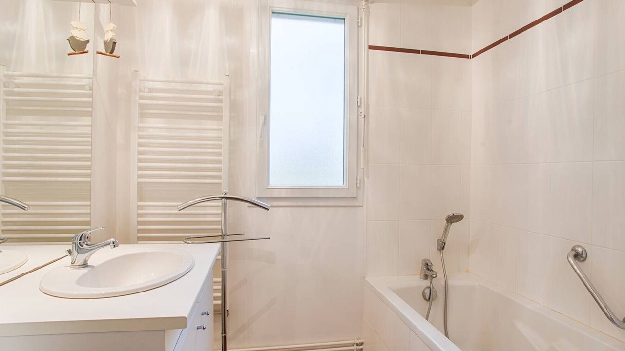 Photo of Bathroom in Merville-Franceville-Plage