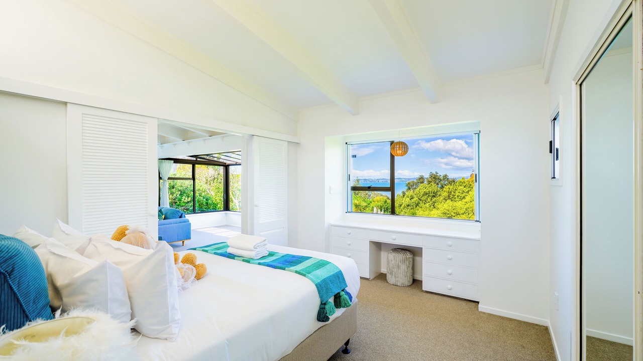 Photo of Bedroom in Bucklands Beach