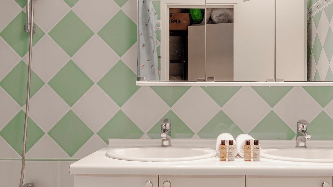 Photo of Bathroom in Necker
