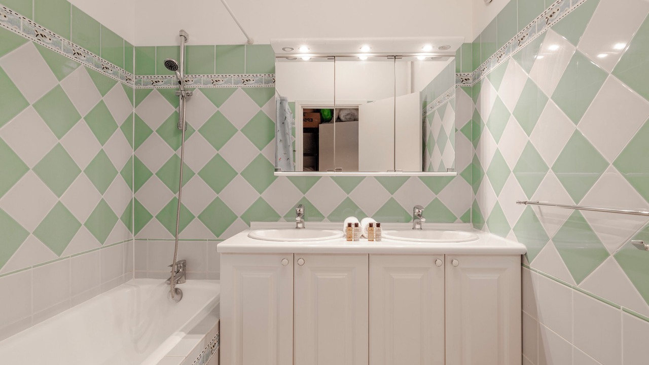 Photo of Bathroom in Necker