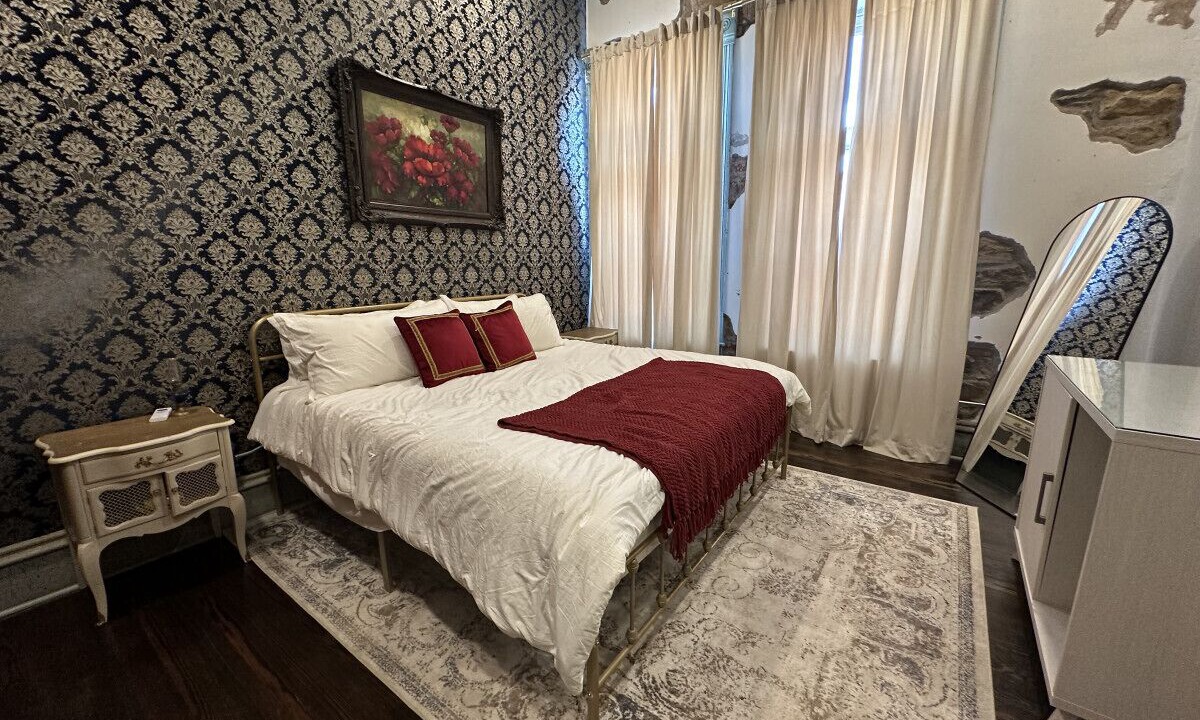 Photo of Bedroom in Okemah