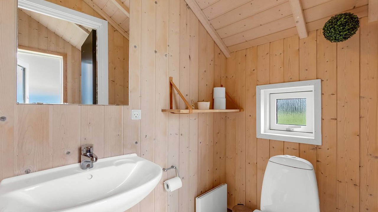 Photo of Bathroom in Trans