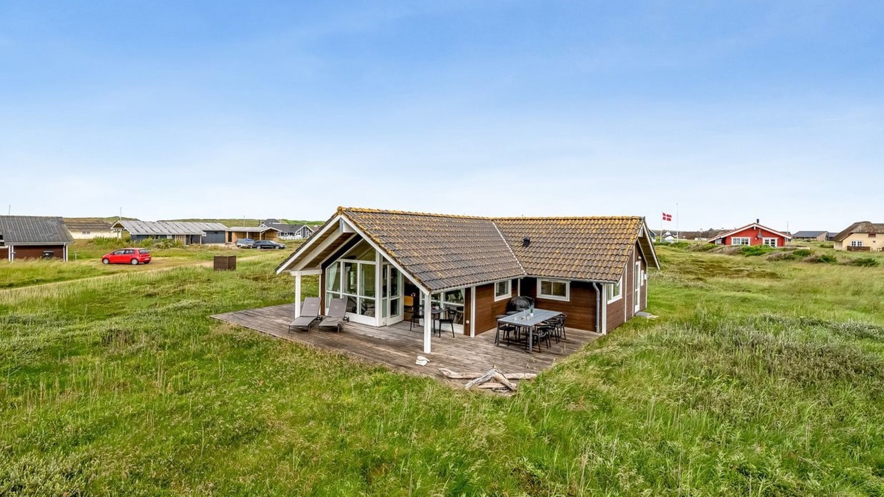 Photo of Outdoor in Trans