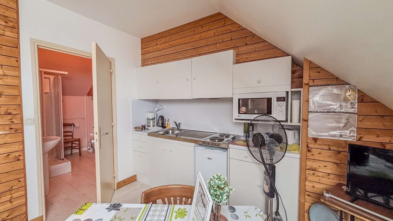 Photo of Others in Auguaise