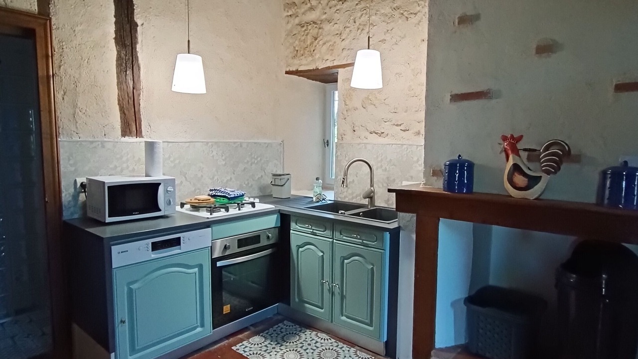 Photo of Kitchen in Moncorneil-Grazan