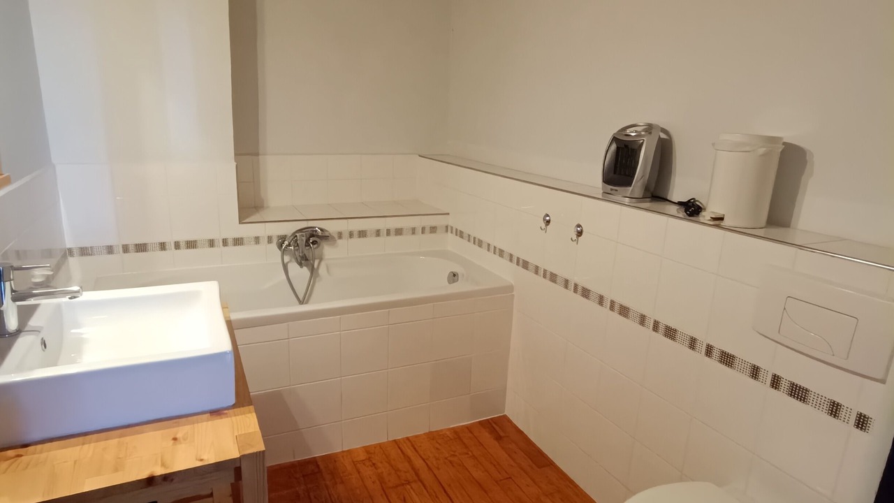 Photo of Bathroom in Moncorneil-Grazan