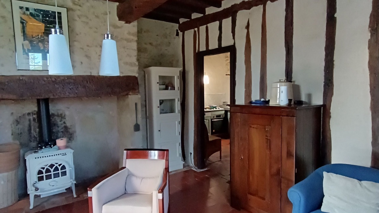 Photo of Livingroom in Moncorneil-Grazan