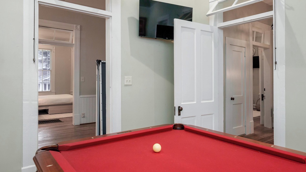 Photo of Bedroom in Northport