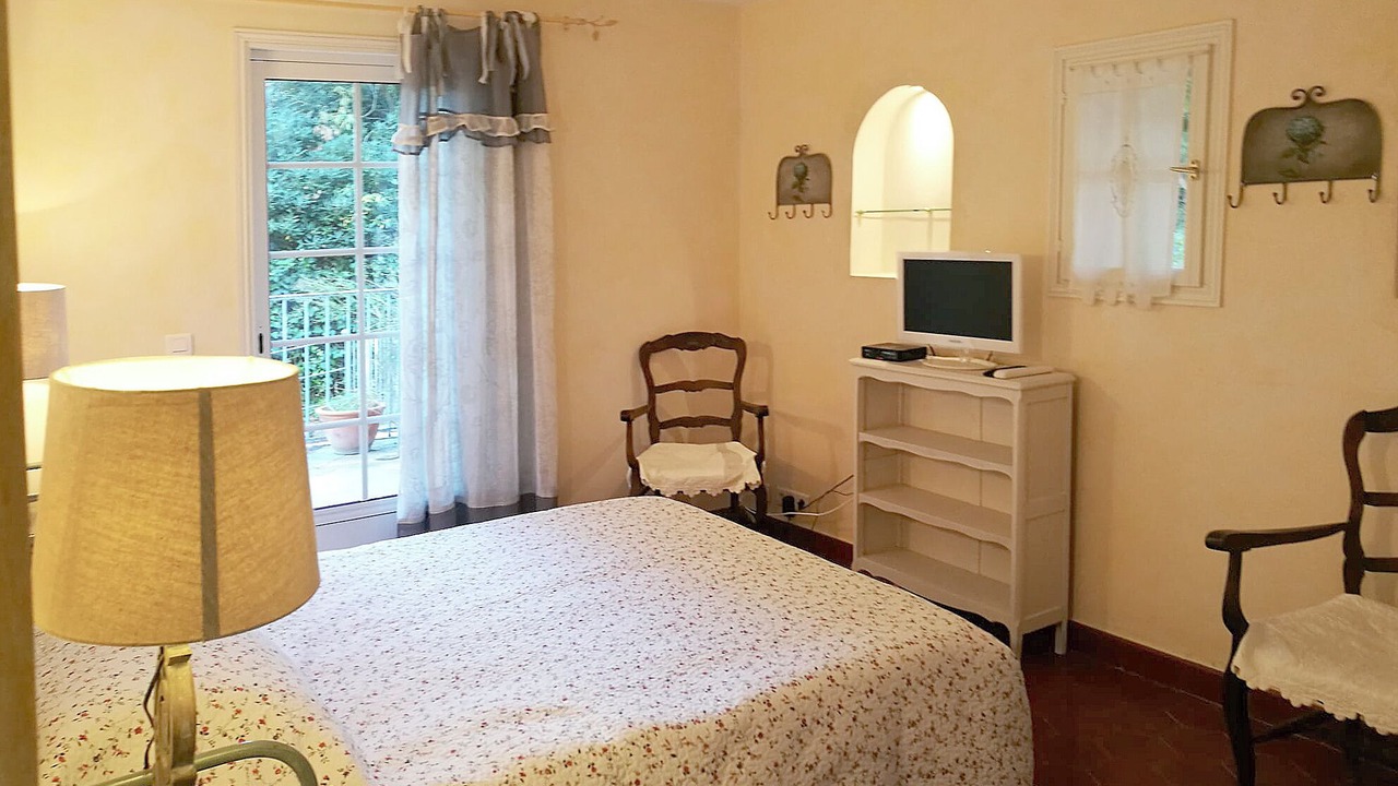 Photo of Bedroom in Le Lavandou