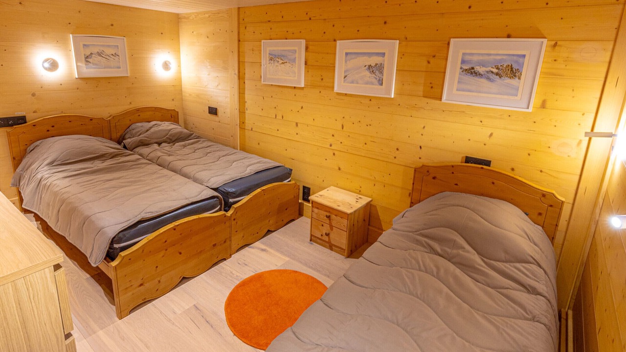 Photo of Bedroom in Arc-1600