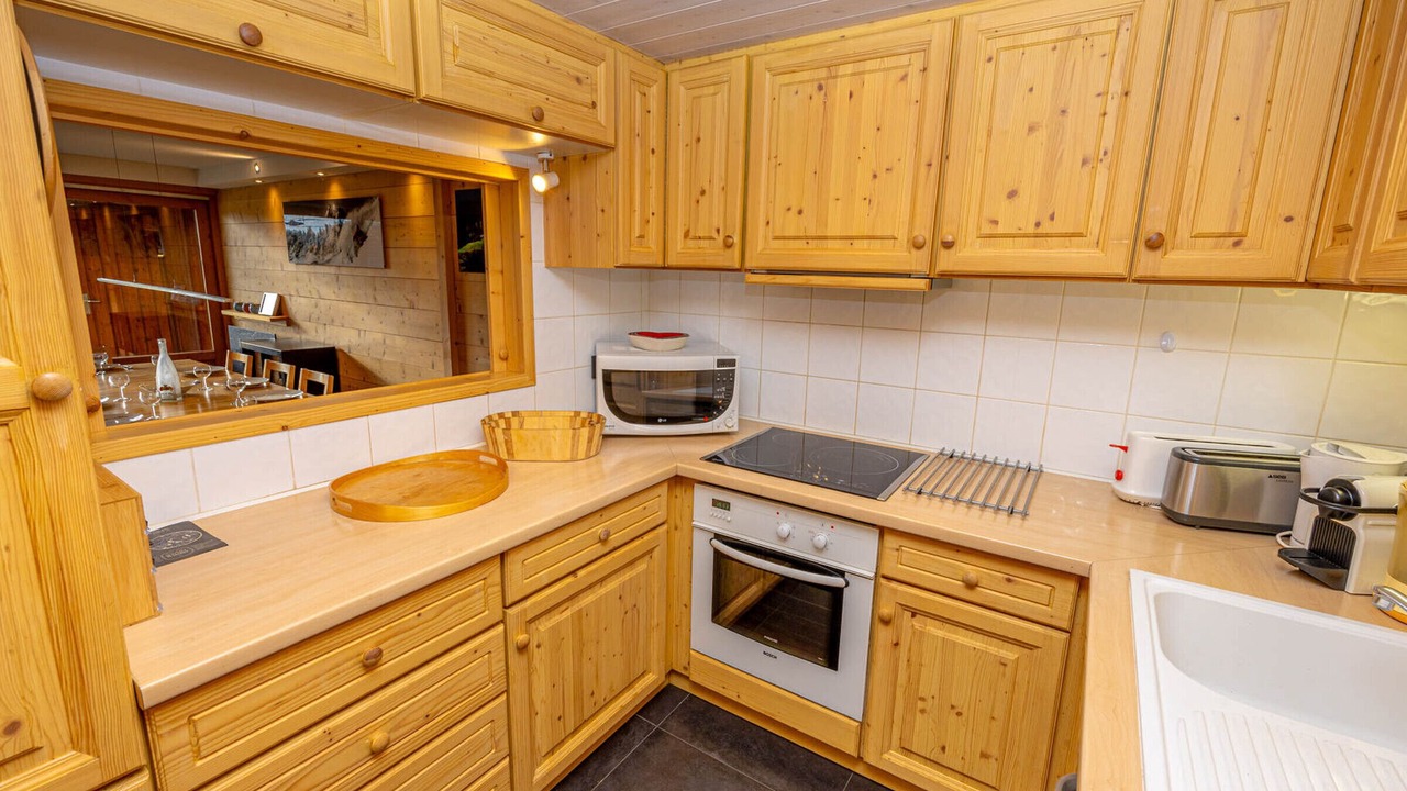 Photo of Kitchen in Arc-1600