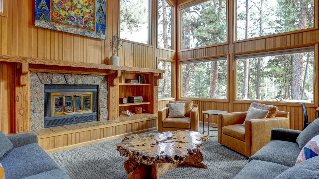 Photo of Livingroom in Black Butte Ranch