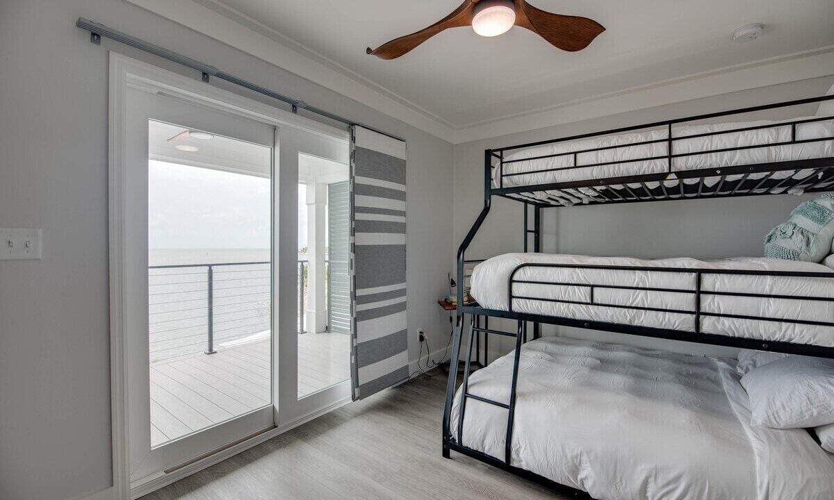Photo of Bedroom in Geiger Key