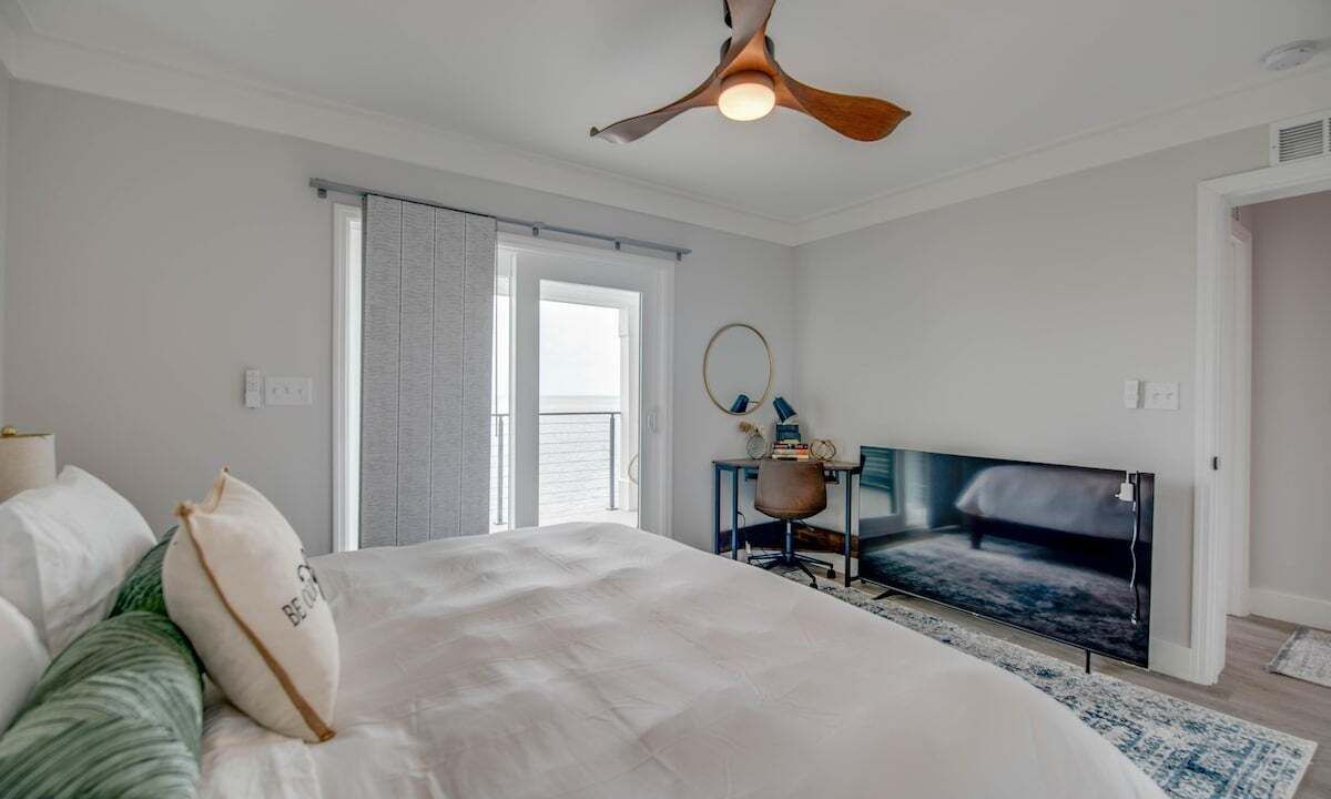 Photo of Bedroom in Geiger Key