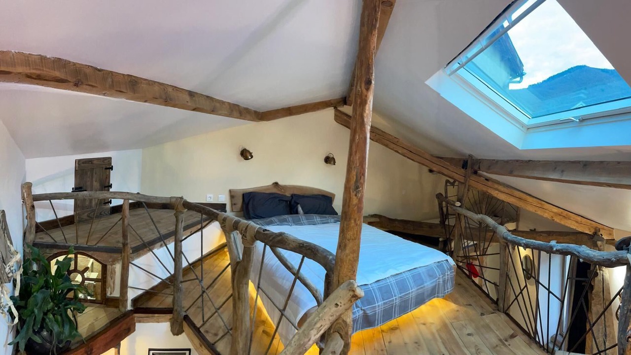 Photo of Bedroom in Tarascon-sur-Ariege