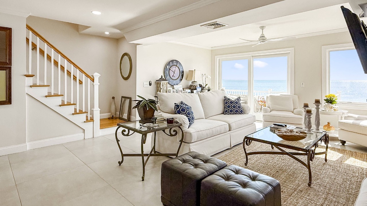 Photo of Livingroom in Milford