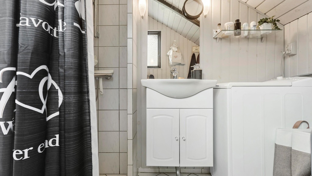 Photo of Bathroom in Gedesby