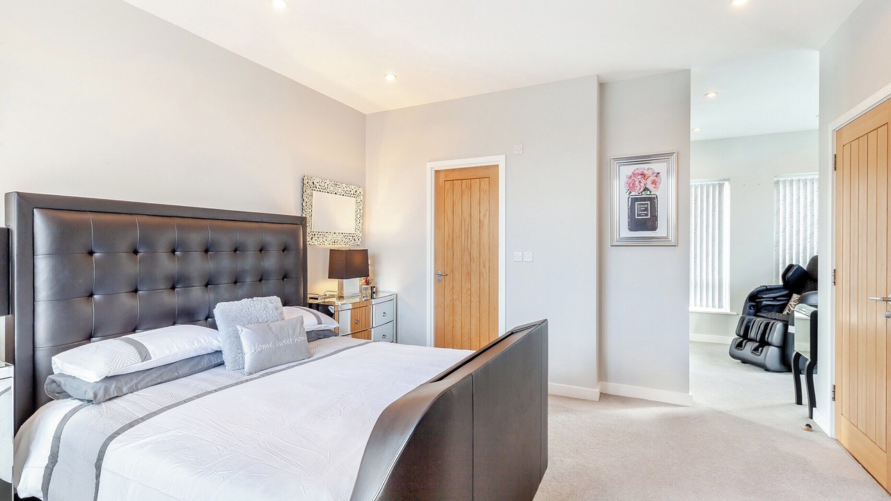 Photo of Others in Harold Wood