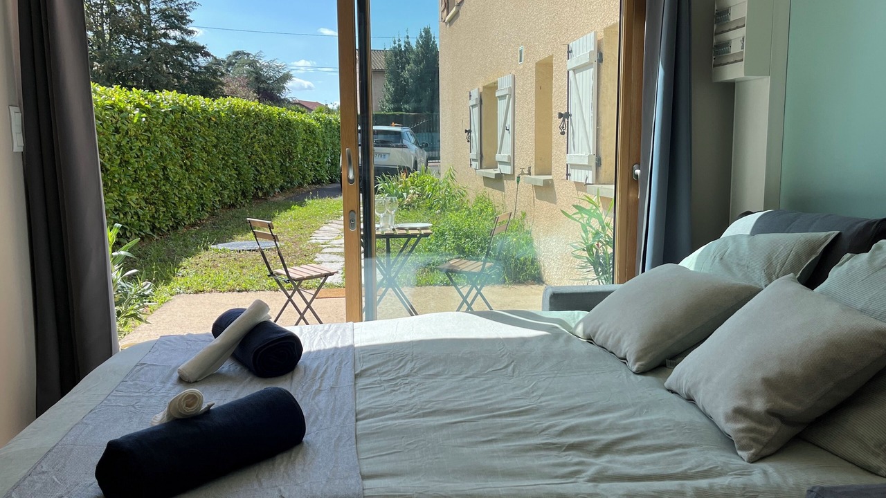 Photo of Bedroom in Lentilly