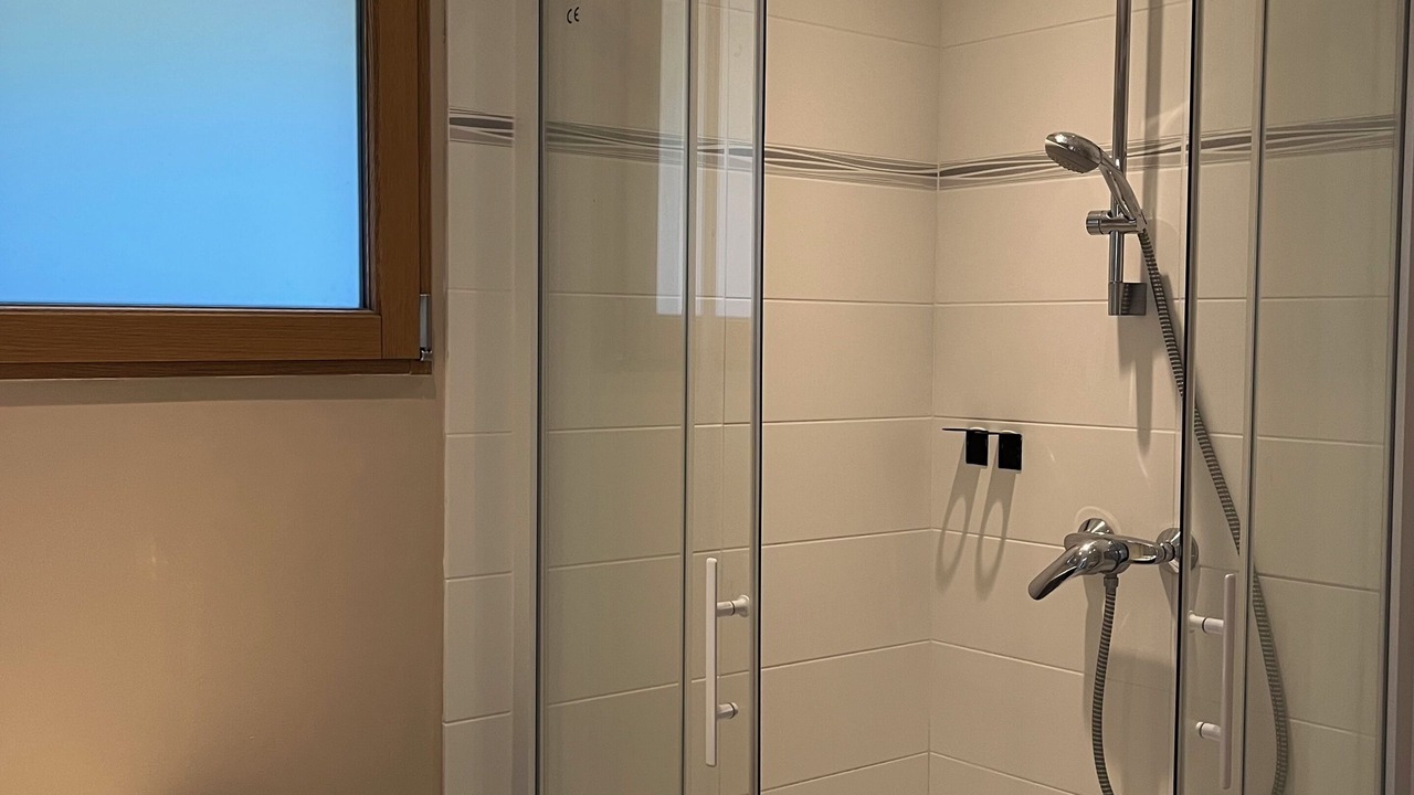 Photo of Bathroom in Lentilly