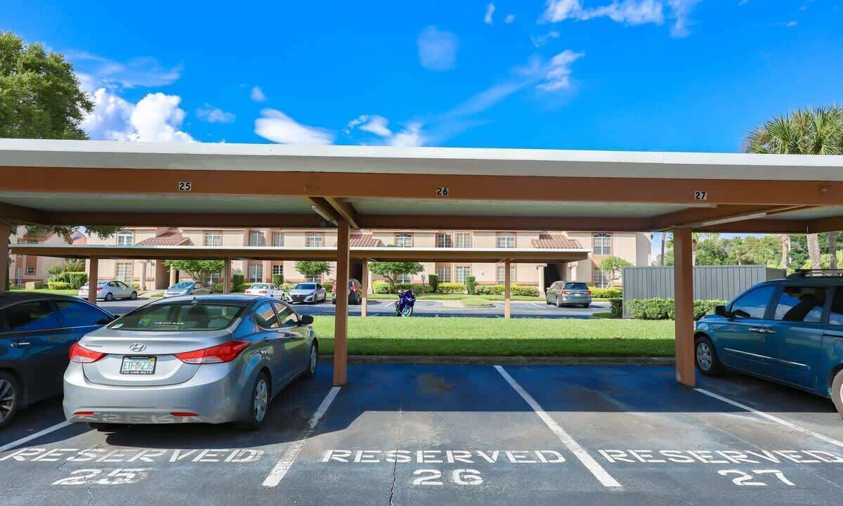 Photo of Outdoor in Florida Center North