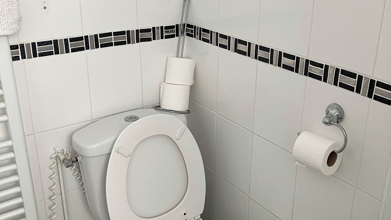 Photo of Bathroom in Saint-Coulomb