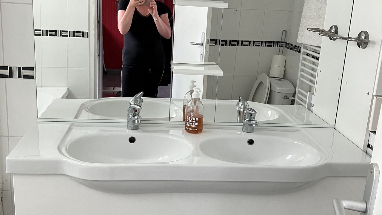 Photo of Bathroom in Saint-Coulomb