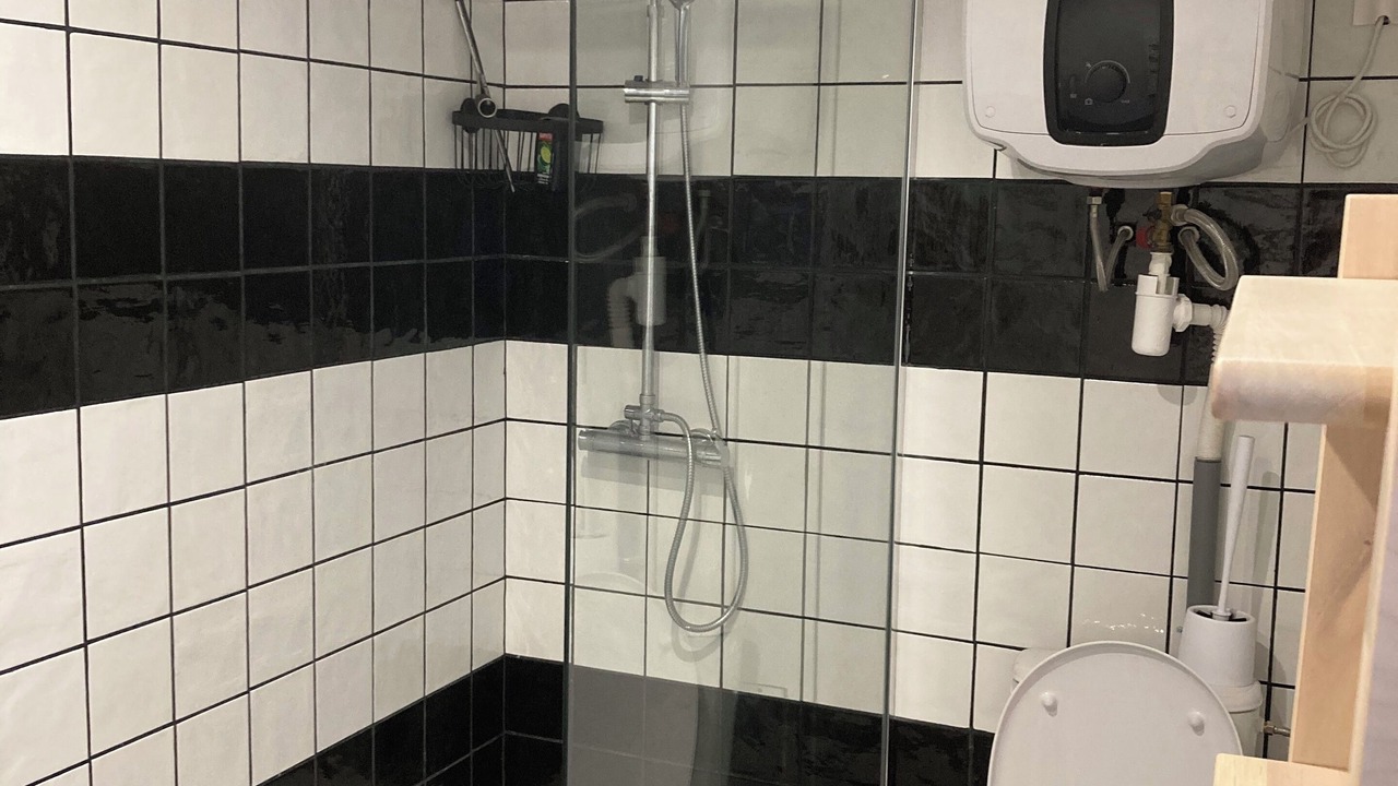 Photo of Bathroom in Saint-Coulomb