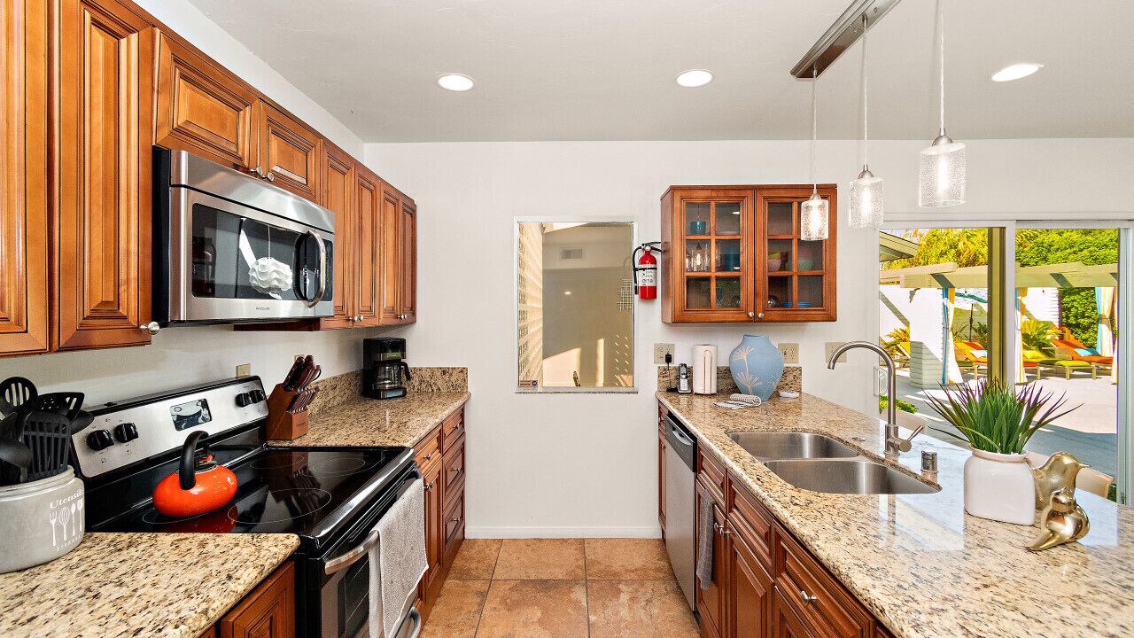Photo of Others in Racquet Club Estates