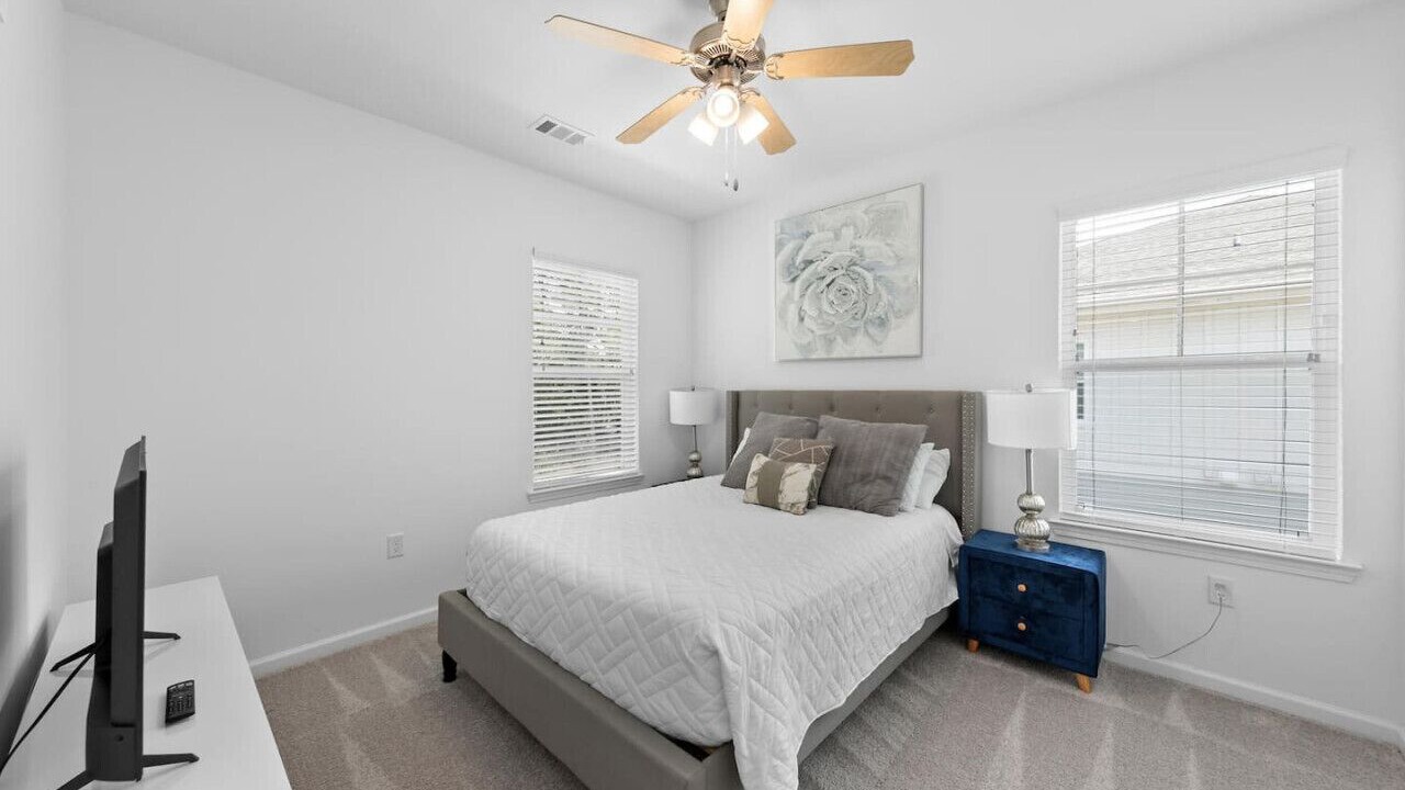 Photo of Bedroom in Orange Park