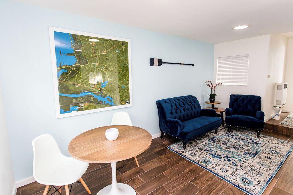 Photo of Others in Upper Dimond