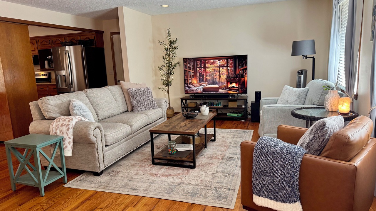 Photo of Livingroom in Rolla