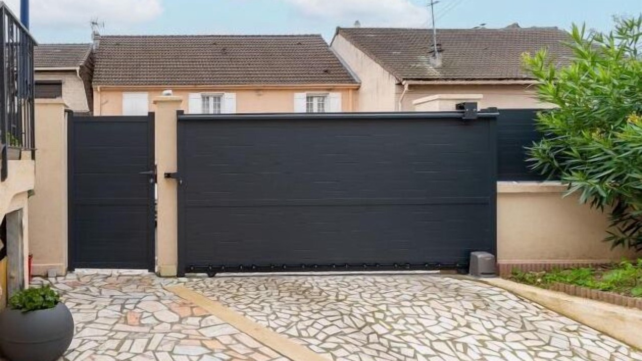 Photo of Outdoor in L'Economie