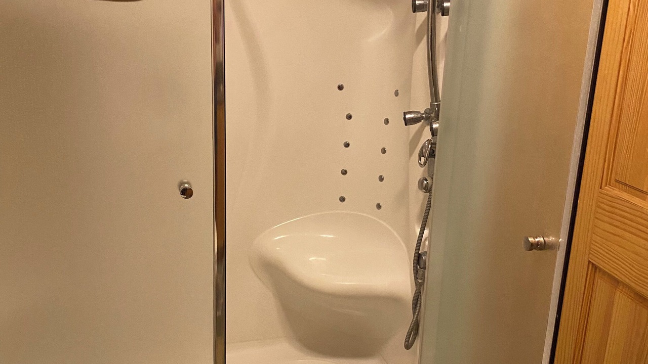 Photo of Bathroom in Lyndon