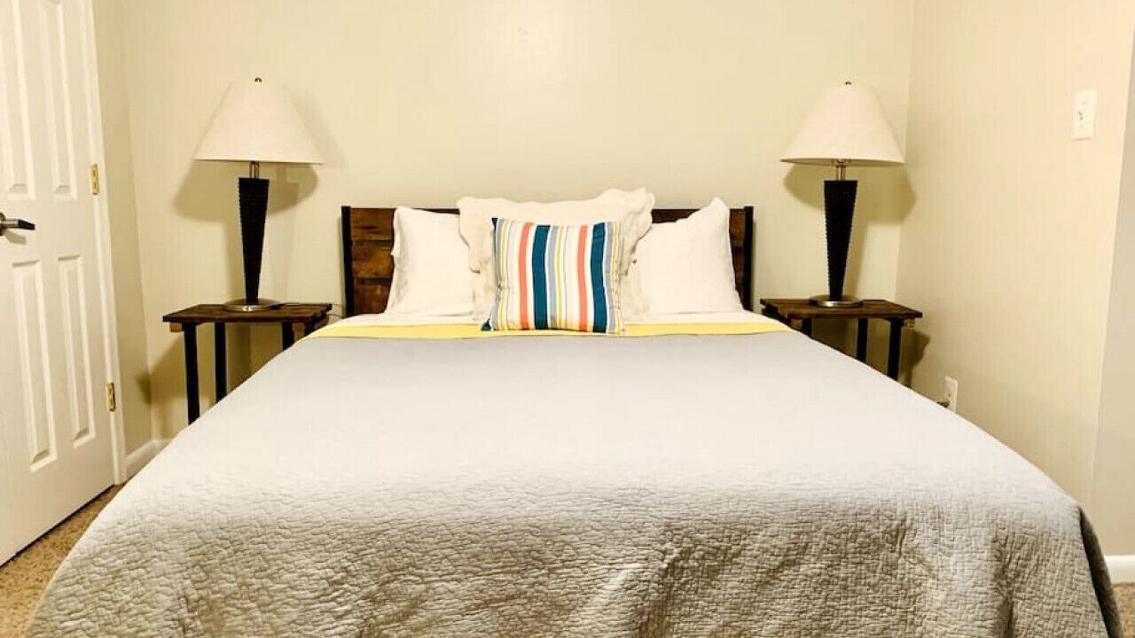 Photo of Bedroom in Laytonsville