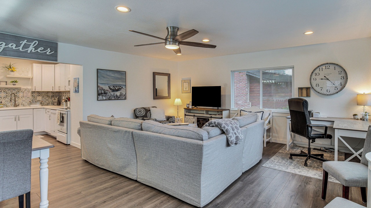 Photo of Livingroom in Fort Lewis