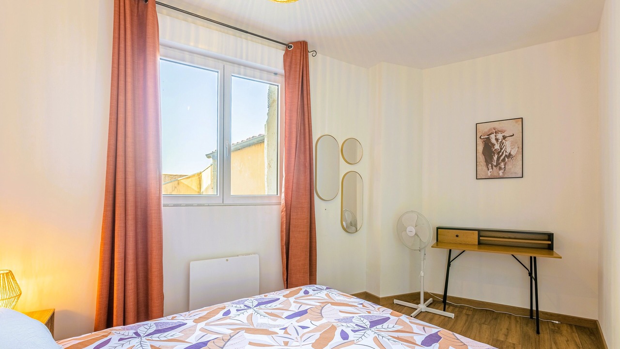 Photo of Bedroom in Beziers City Centre