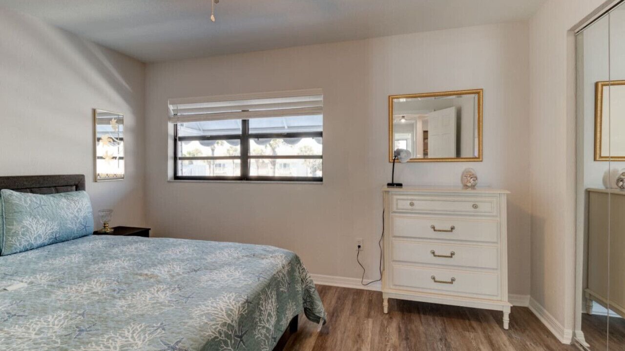 Photo of Bedroom in Southern Shores