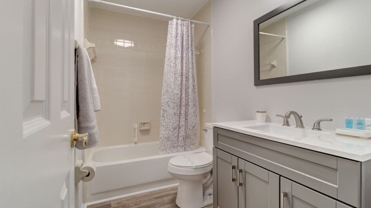 Photo of Bathroom in Southern Shores