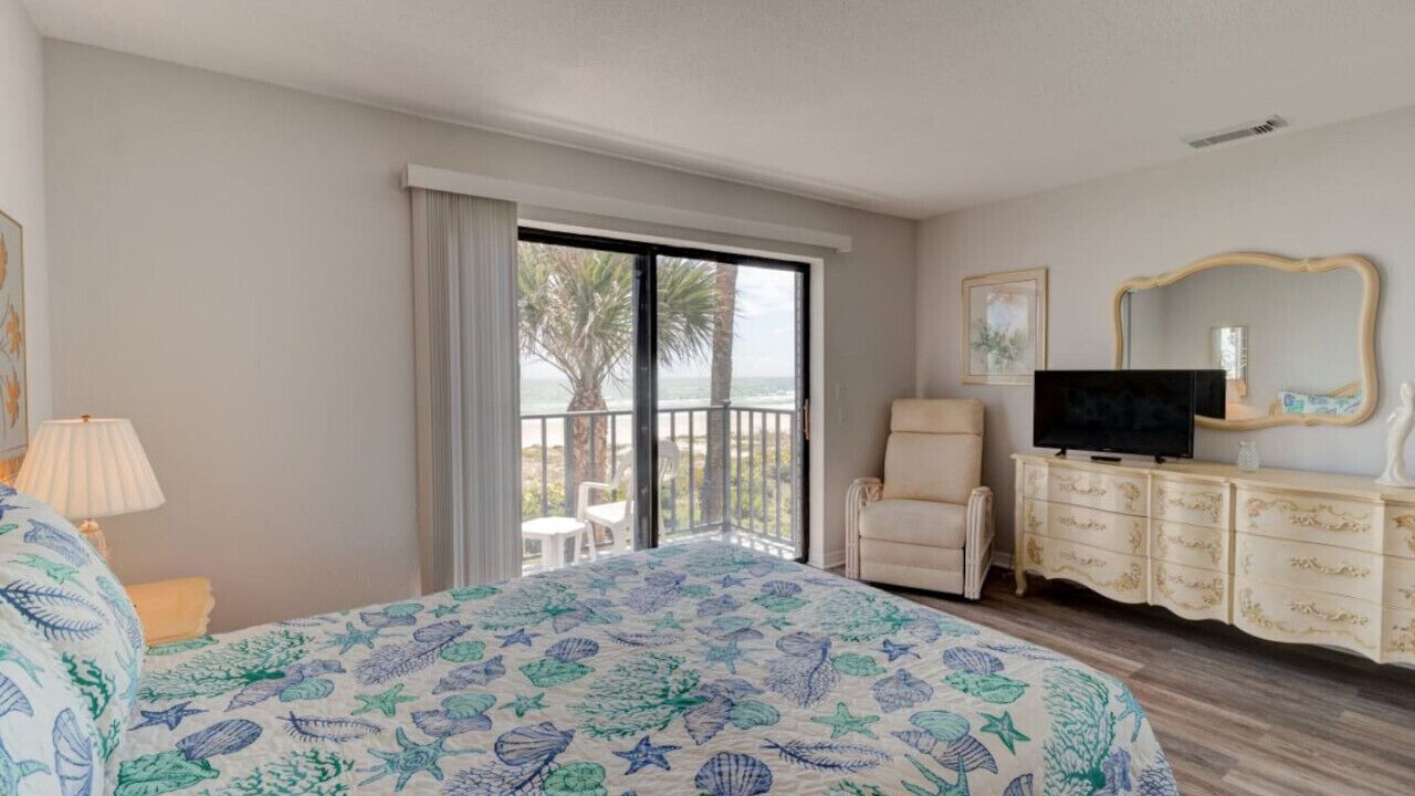 Photo of Bedroom in Southern Shores
