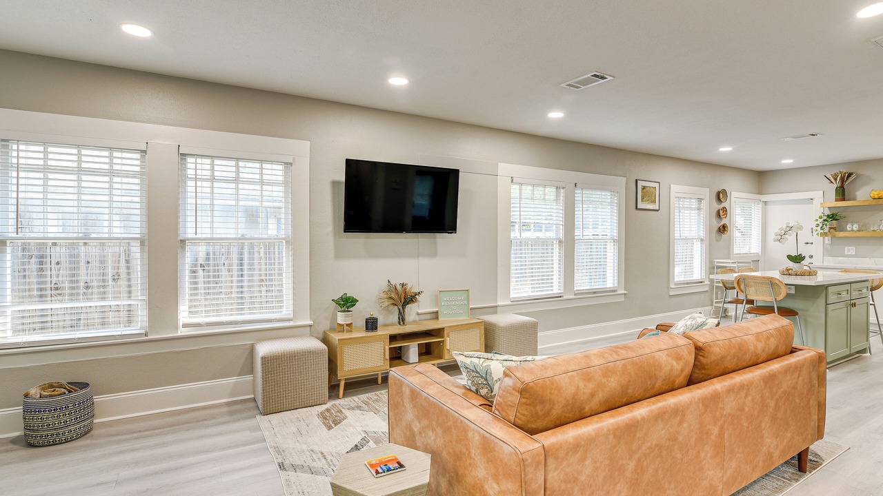 Photo of Livingroom in Greater East End