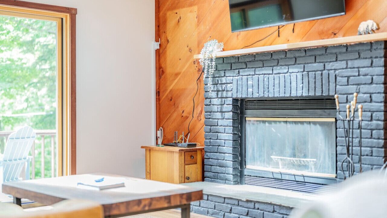 Photo of Livingroom in West Dover