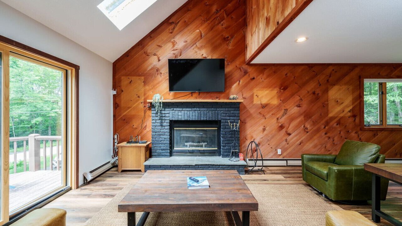 Photo of Livingroom in West Dover